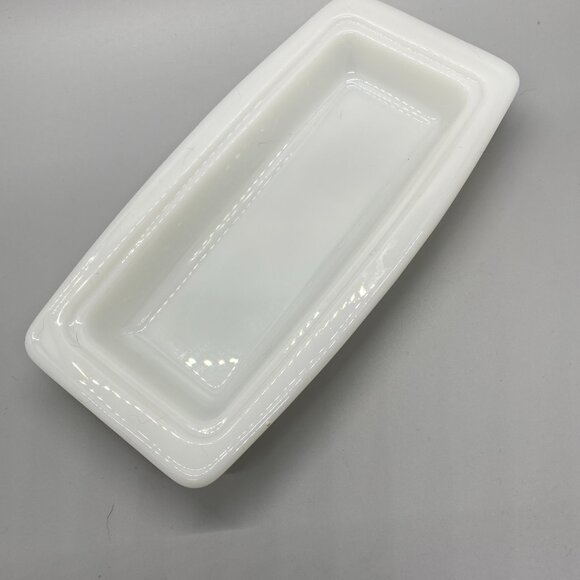 Vintage 1970's Pyrex Milk Glass Butterfly Gold Covered Butter Dish 72-B - Picture 4 of 9